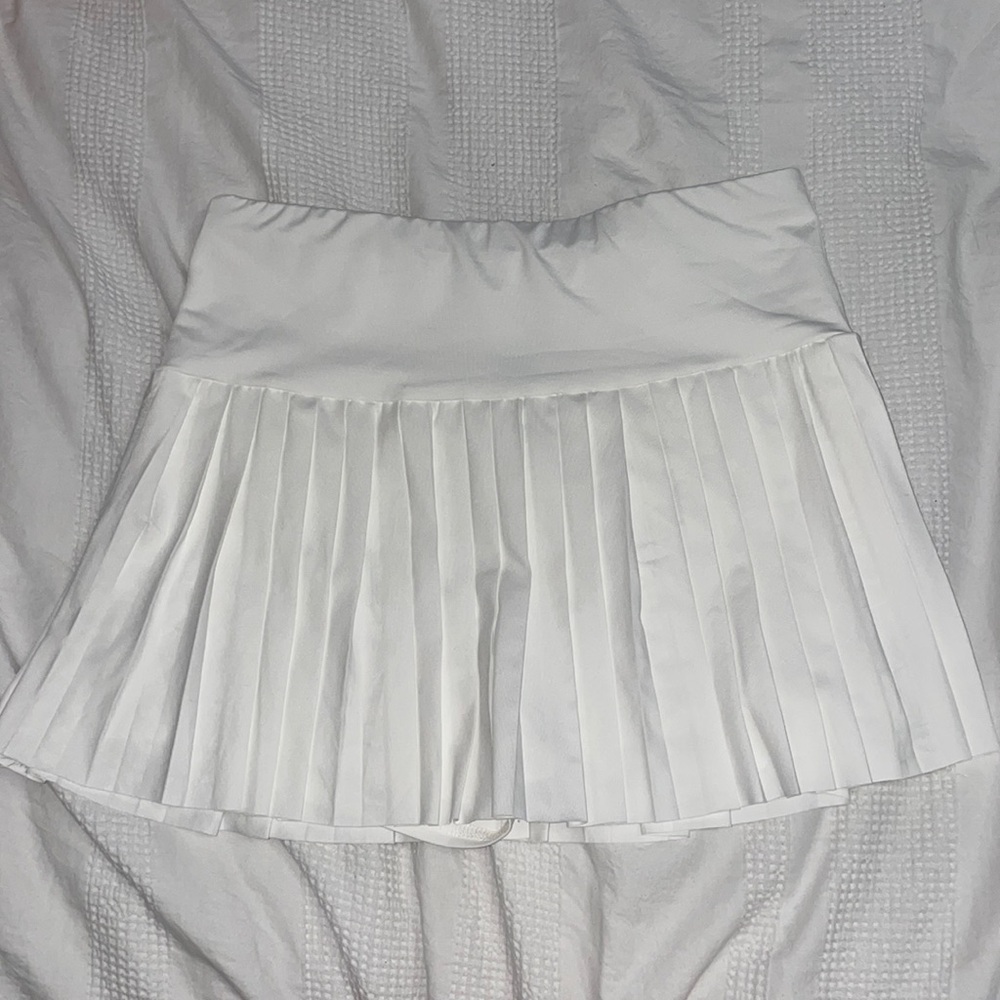 SHEIN White Pleated Tennis Skirt